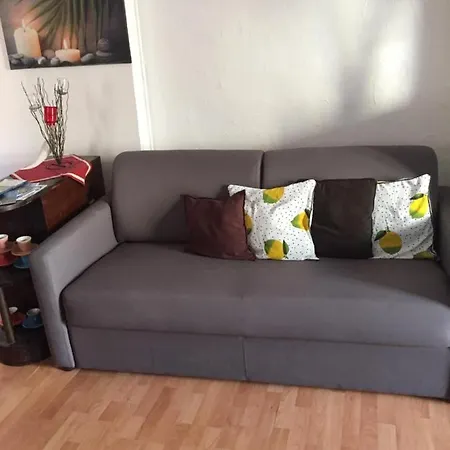 Chez Les Filles Appartement *